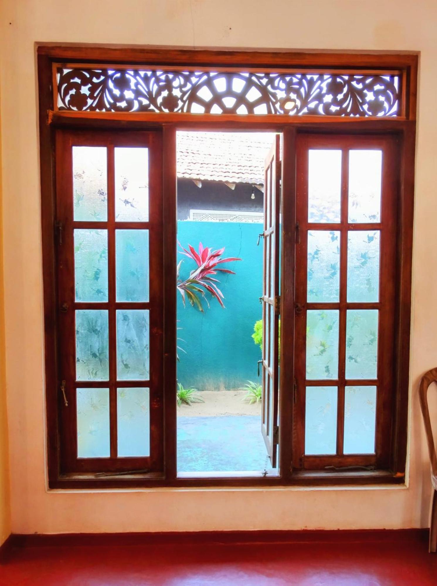Private Beach House In Mirissa Esterno foto