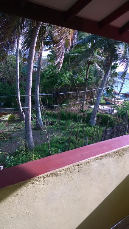 Private Beach House In Mirissa Esterno foto