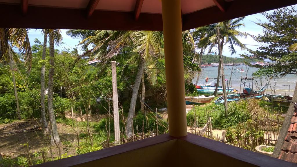 Private Beach House In Mirissa Esterno foto